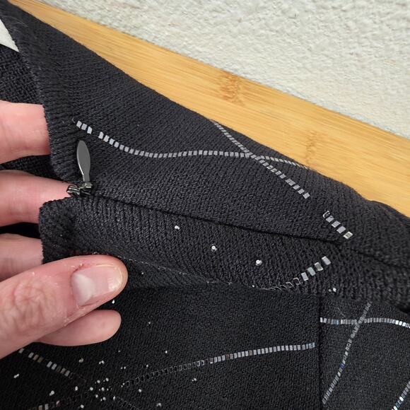 St. John Evening Black Knit Paillette Rhinestone Embellished Top Size P Medium - Picture 5 of 6